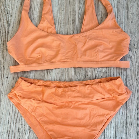 RVCA Swimsuit Orange - Picture 1 of 2